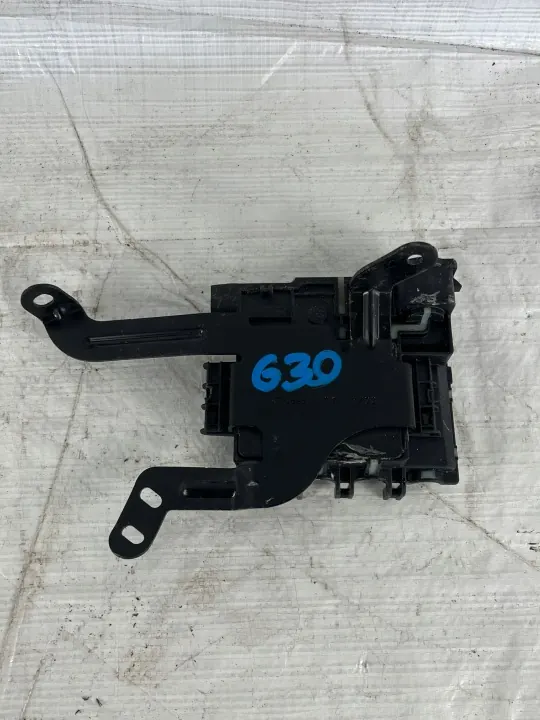 Support de fixation BMW OE OEM 8795693 pour Série 5 G30/G31 image 2