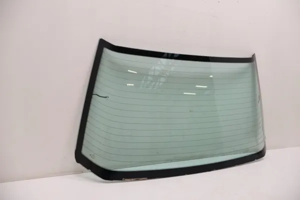 Vitre arrière Mercedes-Benz W124 OEM 1274735930 image 3