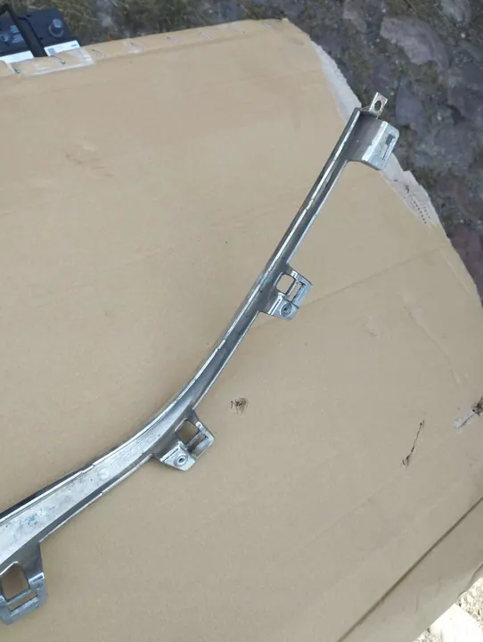 Mazda III 3 Grill BJS7-507K1 image 4