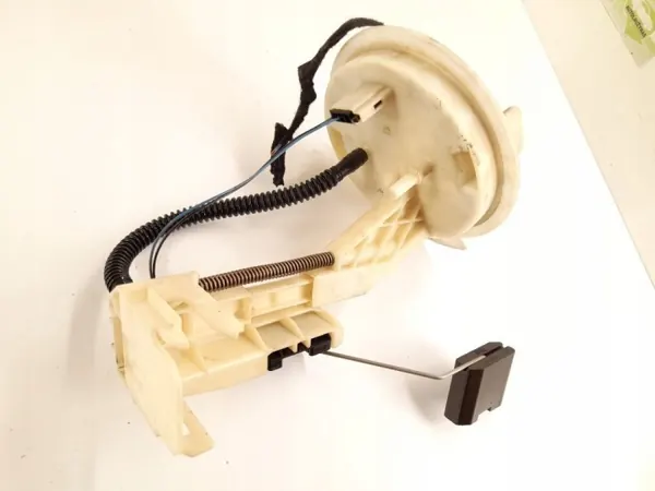 Bränslepump OEM A2044701294 för Mercedes-Benz C W204 image 6