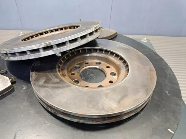 Disques de frein avant Jeep Compass II OEM Wrakowisko-27700- image 7