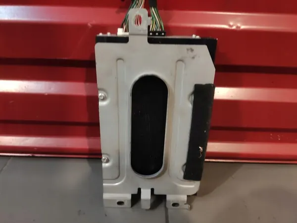 Luidsprekerversterker Jeep Cherokee KL V 2.0CRD OEM 05091674AG image 3