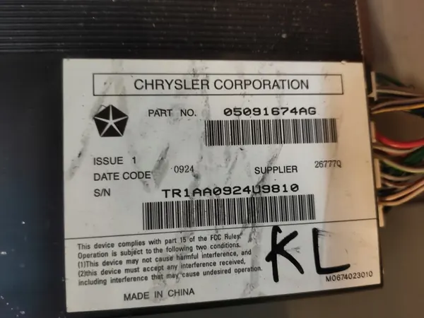 Luidsprekerversterker Jeep Cherokee KL V 2.0CRD OEM 05091674AG image 6