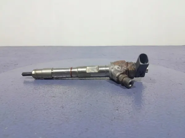 OEM 04L130277AE Einspritzdüse für Skoda Superb III image 2