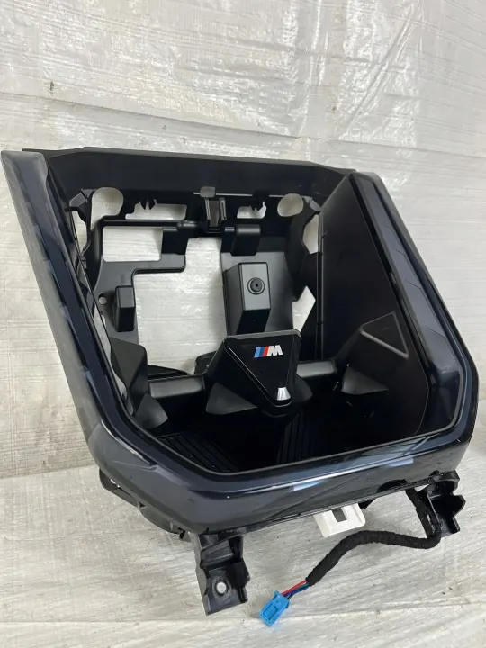 BMW X3 G45 Juomapidin OEM 5A66F48 5A50931 image 3