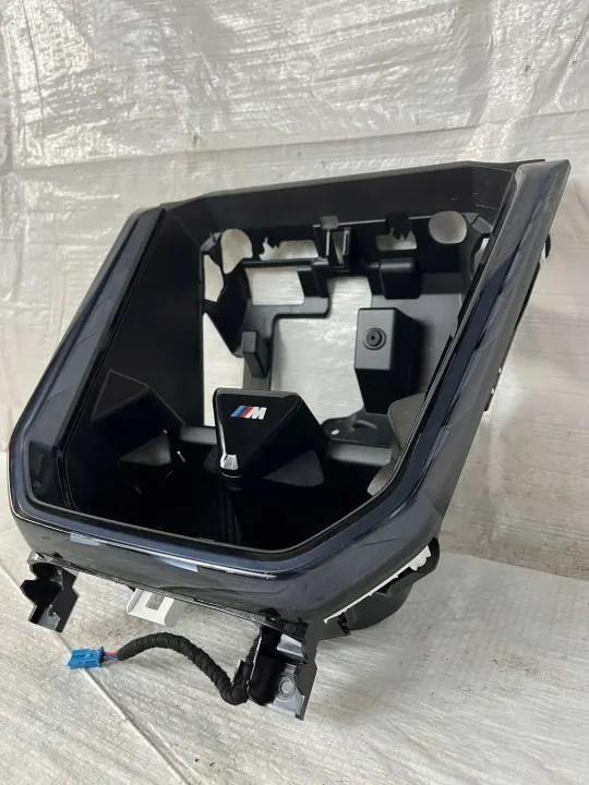 BMW X3 G45 Juomapidin OEM 5A66F48 5A50931 image 4