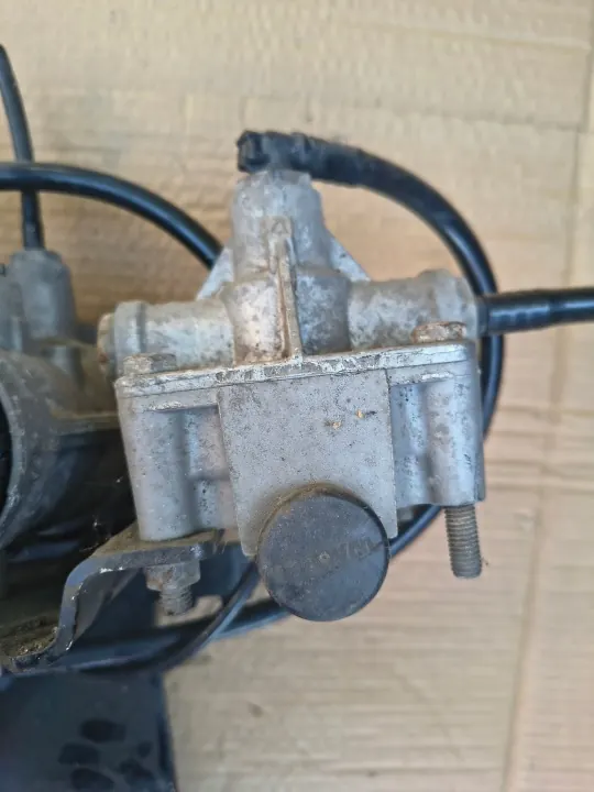 Relay Valve Renault WABCO 9730113000 image 3