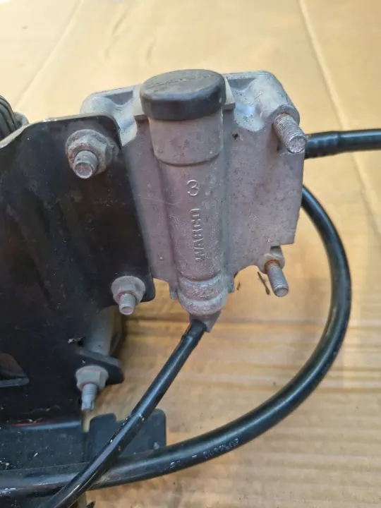 Relay Valve Renault WABCO 9730113000 image 4