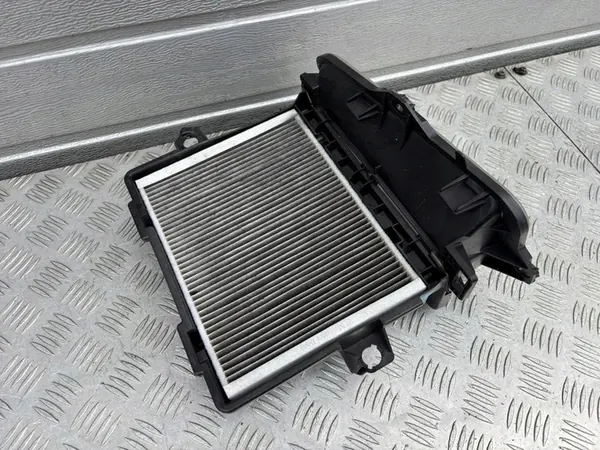 MERCEDES W206 Classe C Boîtier Filtre Habitacle A2068300900 image 4