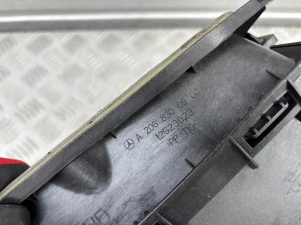 MERCEDES W206 Classe C Boîtier Filtre Habitacle A2068300900 image 5