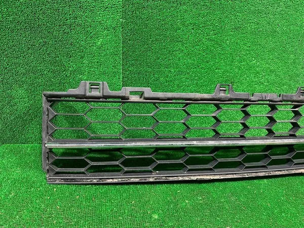 Griglia paraurti anteriore Skoda Superb III LIFT 3V0853677 image 2