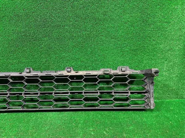Griglia paraurti anteriore Skoda Superb III LIFT 3V0853677 image 5
