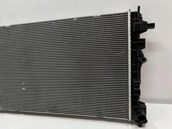 Refroidisseur d'eau MG HS 1.5 OEM 14050651PMI image 4