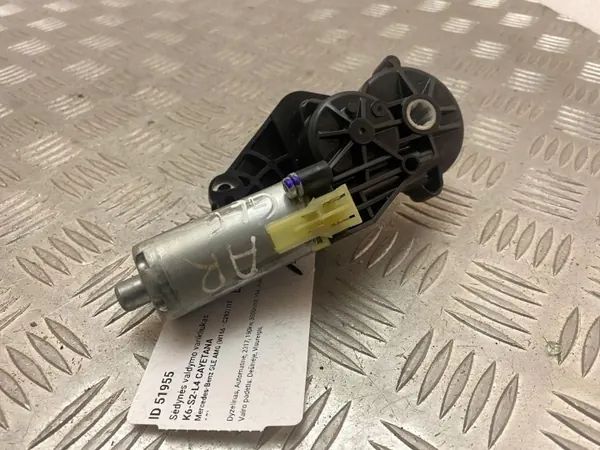 Istuin säädön moottori OEM 826649994 Mercedes GLE AMG image 3