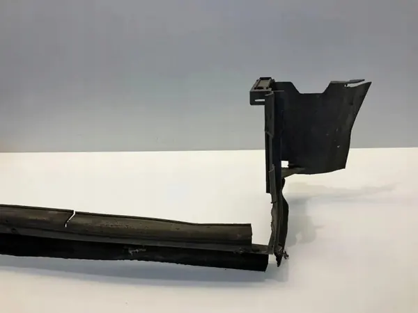 Kühler Lufteinlass OEM A2115050630 Mercedes E W211 image 4