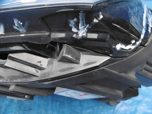 Farol esquerdo Xenon LED VW Jetta VI image 7