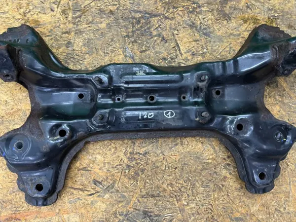 OEM Vorderachsträger Hyundai i20 2008-2014 image 3