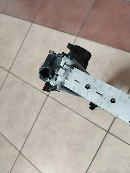 VOLVO XC60 II XC90 II S60 V60 S90 V90 Radiador de agua image 4