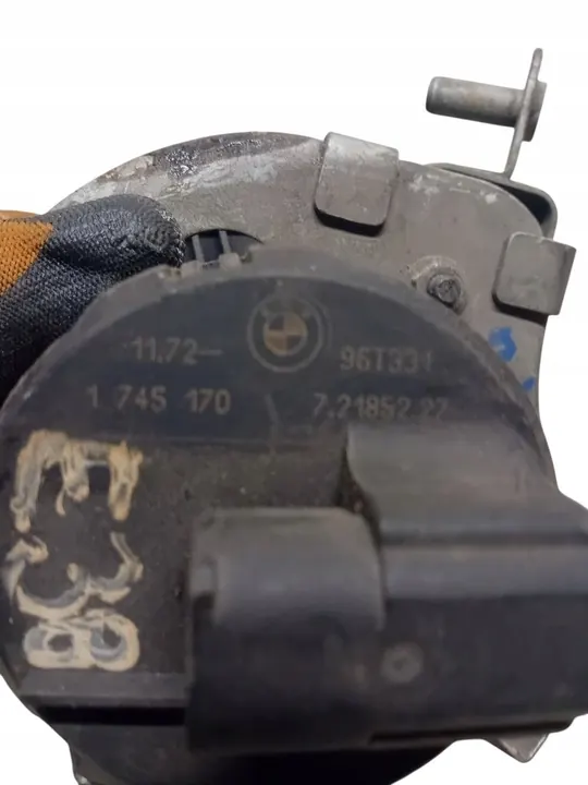 Pompe à air secondaire BMW 7 E38 11721745171 image 8