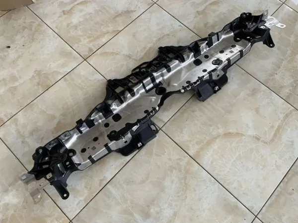 Parte superior cinturón Porsche MACAN OEM 95B805931G image 5