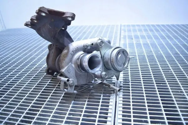 Turbo OEM 144108035R pour Renault Clio IV 0.9L image 4