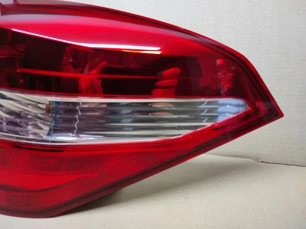 Höger Baklykta Renault Laguna III Kombi 265500002R image 4