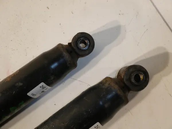 Ammortizzatore posteriore VW Amarok 2H 2H3 Lift 2H0513029H image 4