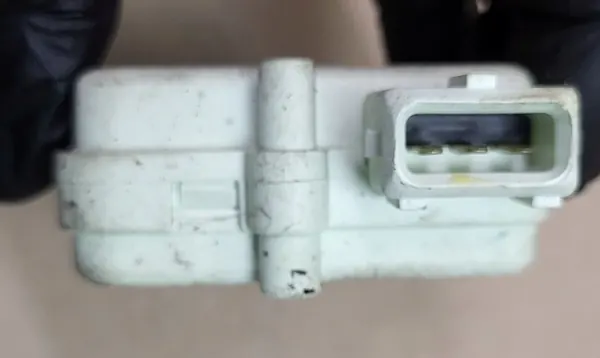 Ford takaluukun lukkoaktuaattori OEM 92GG432A98AB image 3