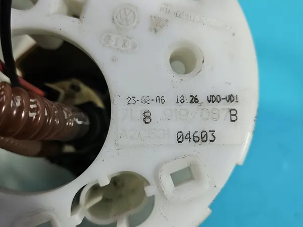 Brandstofpomp Audi Q7 I 4L 3.6 V6 FSI OEM 7L8919087B image 4