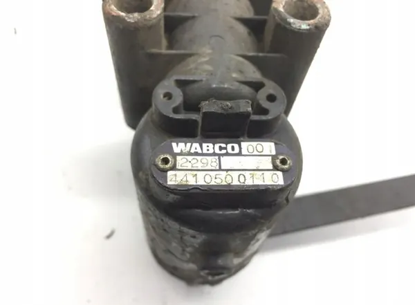 Régulateur de niveau de soufflet MAN OEM 81259370016 image 4
