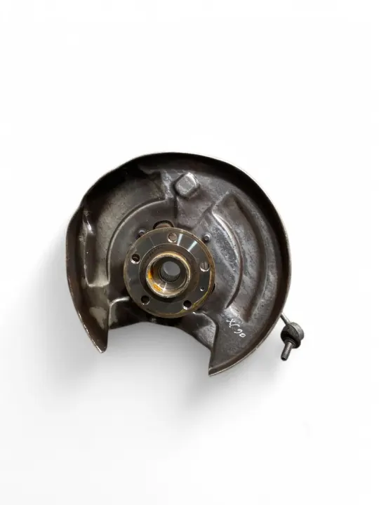 Volvo XC90 2016 Moyeu Roue Arrière OEM 31445104 image 4