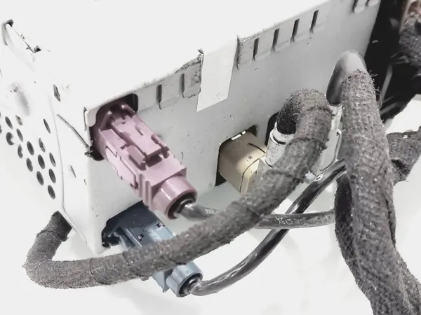 Audi CD/DVD-wisselaar OEM 8R1035670J - Gebruikt image 4