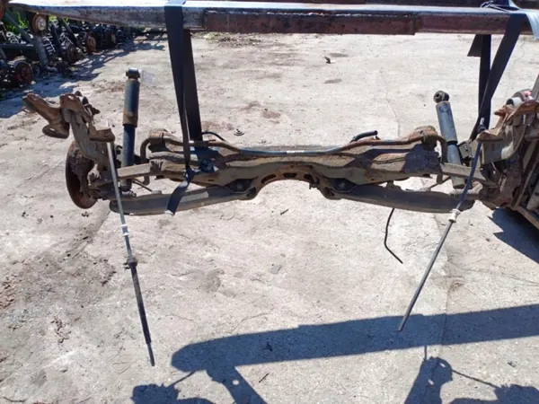 Viga suspensión trasera Opel Vectra C OEM Wrakowisko-15841- image 5