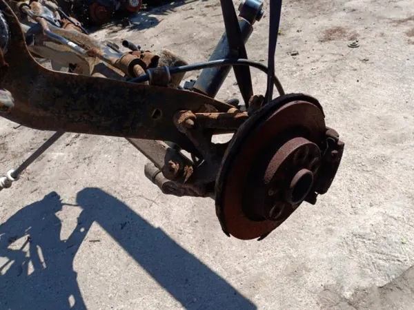 Viga suspensión trasera Opel Vectra C OEM Wrakowisko-15841- image 8