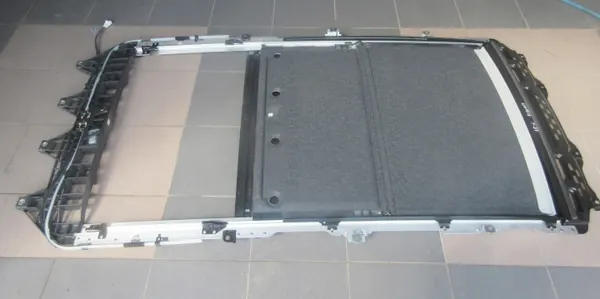 OEM ROLETA SZYBERDACHU PANORAMA AVENSIS T27 KOMBI image 2