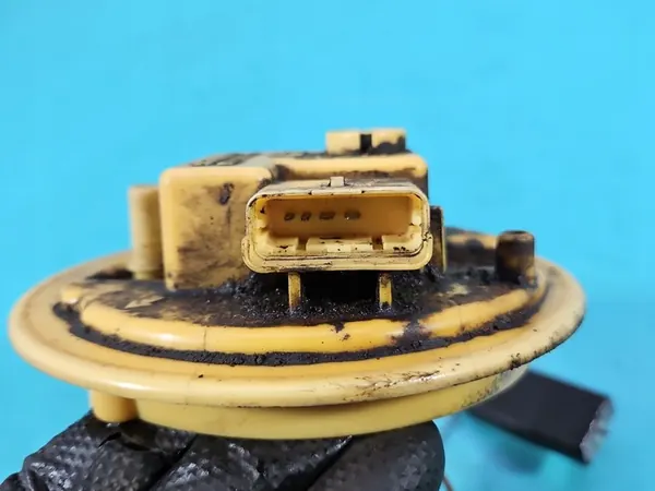 Bomba de combustível Fiat Grande Punto 1.3 JTD 4 PIN OEM 51802207 image 5