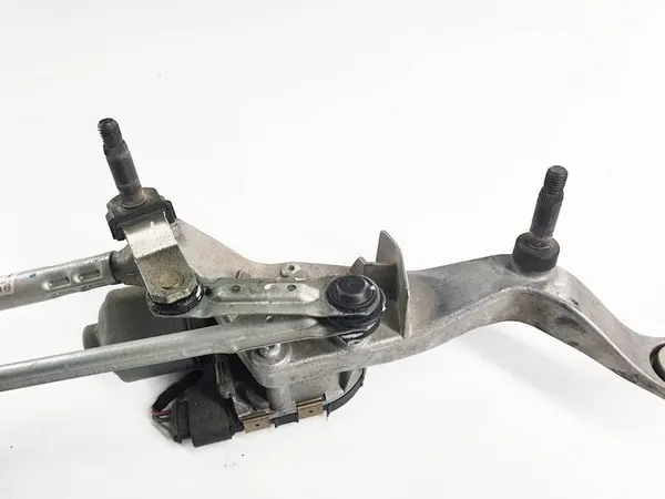 Motor de limpiaparabrisas delantero Mercedes C-Class W205 2015 A2058200740 image 5