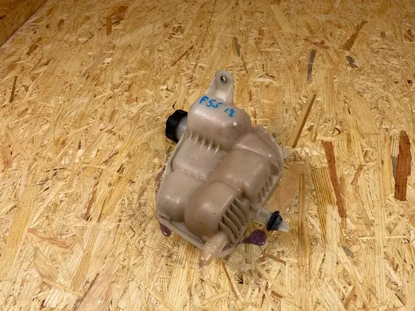 Tanque de expansão BMW F39 F40 F45 MINI F55 F56 F57 7617362 image 7