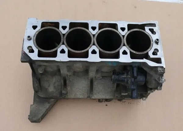Camisa do bloco motor LCF000190 para Rover 1.4 103CV image 2