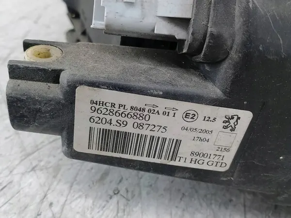 Farol Esquerdo Peugeot 206 2.0 HDI image 5