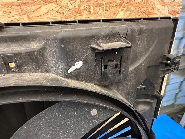 Mercedes-Benz OE A0999062500 Kylarrubrik image 3