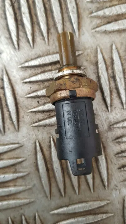 BMW E39 Temperatursensor OEM 259160 94092 image 3