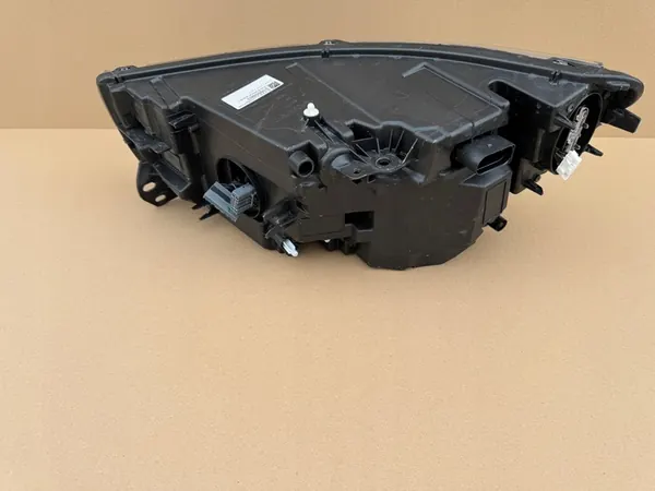 Volvo XC40 II Full LED Oikea Etuvalo image 7