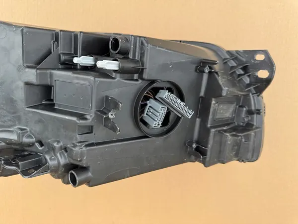 Volvo XC40 II Full LED Oikea Etuvalo image 8