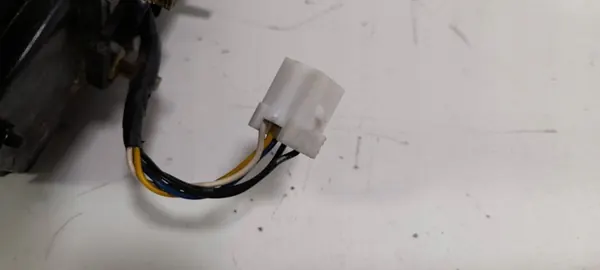 Mitsubishi Galant höger spegel OEM 0000998 5-PIN image 4
