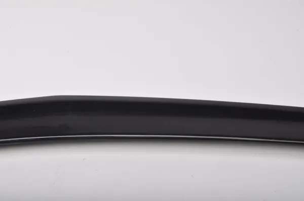 Mercedes W212 takaspoileri OEM 301437 - Käytetty image 4