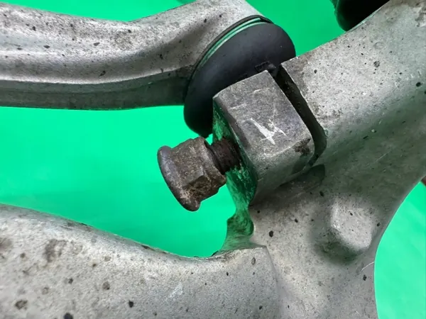 OEM 4F0407242J Oikea Etunapa Audi A6 C6 image 5