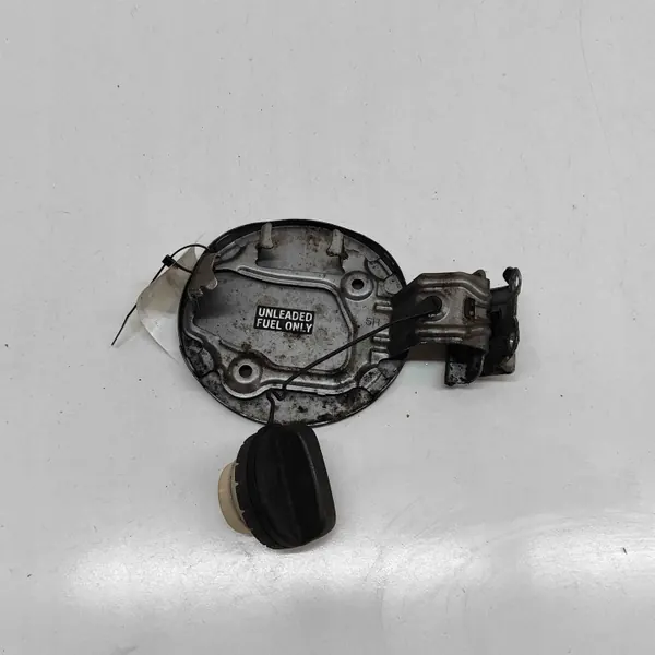 Polttoainesäiliön kansi OEM 7735002100 Toyota Auris image 5