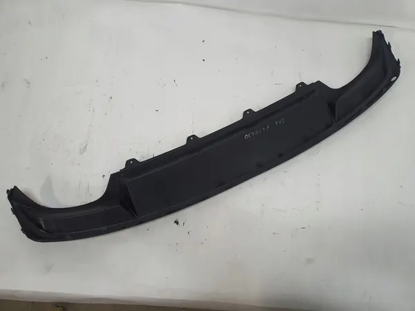 Skoda OE Spoileri Octavia III:lle image 2