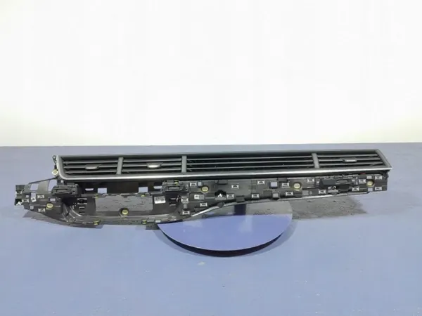 Grille de ventilation centrale Audi Q7 II OEM 4M1820902AM image 2